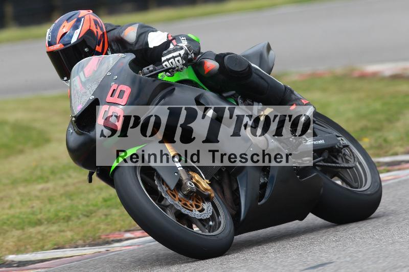 Archiv-2022/13 25.04.2022 Plüss Moto Sport ADR/Freies Fahren/66